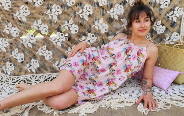 robe d'été légère en soie rose