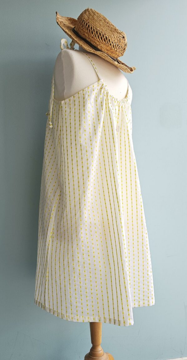 robe en coton jaune à bretelles