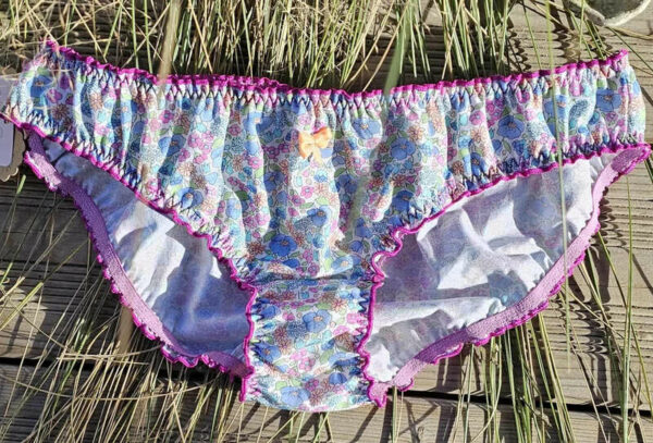 Culotte à froufrous style liberty