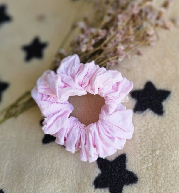 chouchou en plumetis rose