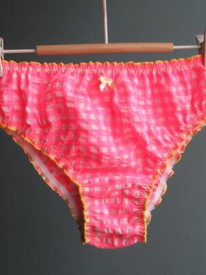 culotte femme à froufrous vichy rose