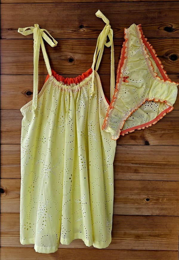 ensemble lingerie femme en voile de coton brodé jaune