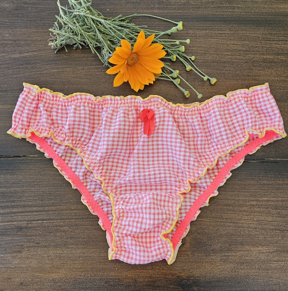 culotte brésilienne femme en vichy rouge et blanc