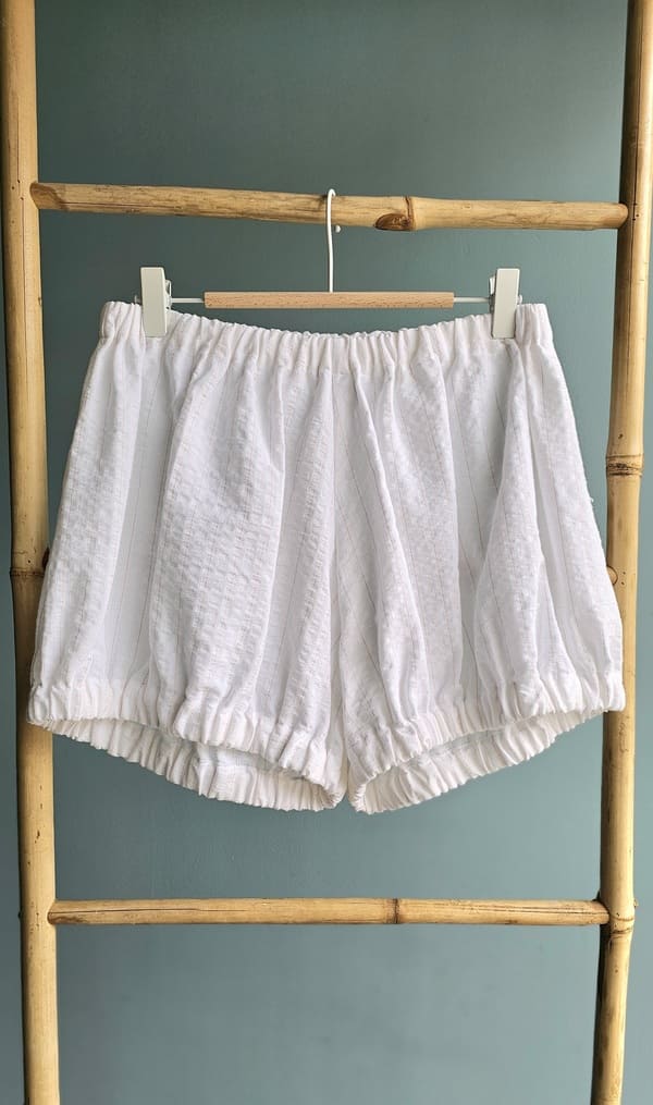 shorty femme blousant blanc